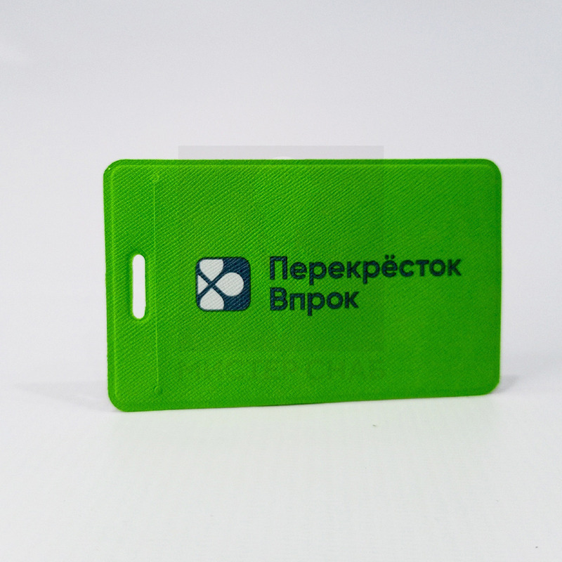 Заказать картхолдеры оптом с логотипом