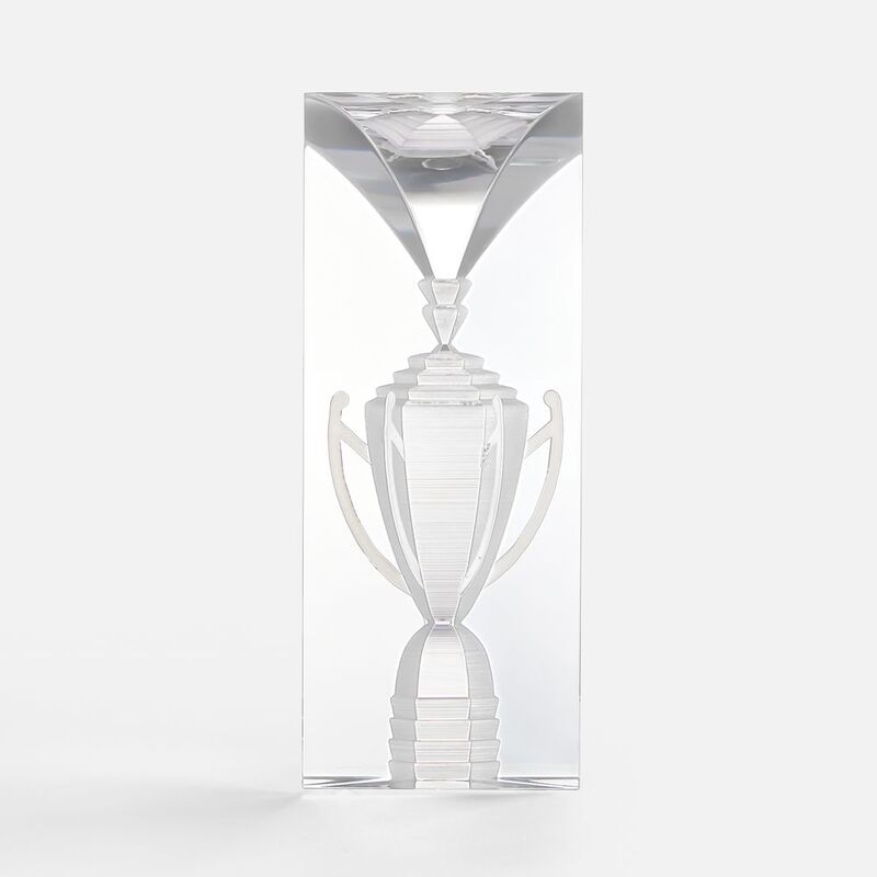 Стела Cupital с логотипом