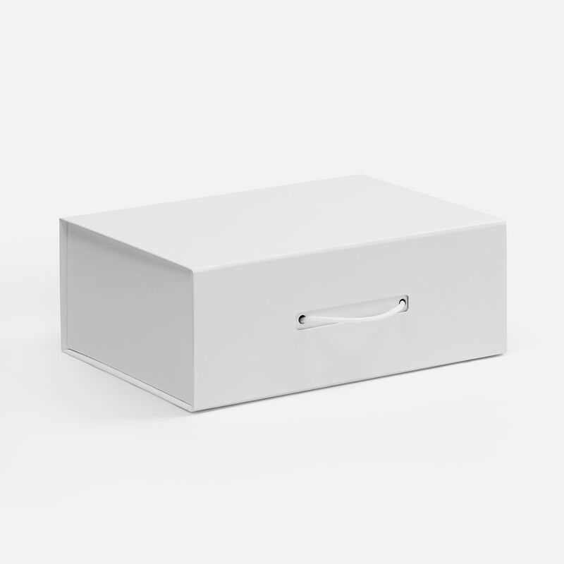 Коробка складная New Case Fold, белая с логотипом
