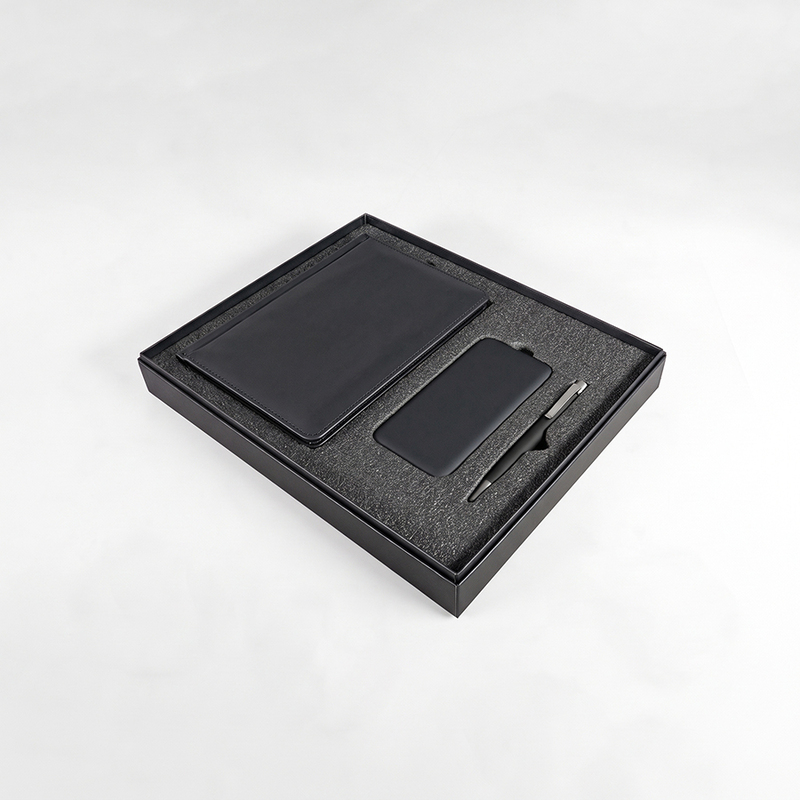 Набор подарочный BLISS: ежедневник, ручка и power bank в коробке с ложементом с логотипом