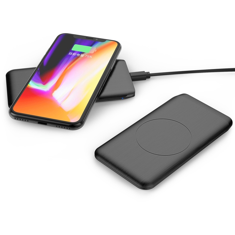 Беспроводное зарядное устройство «AIR PAD», черный с логотипом