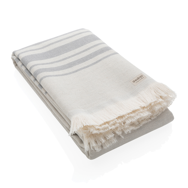 Накидка Ukiyo Yumiko из переработанного хлопка AWARE™, 100x180 см с логотипом