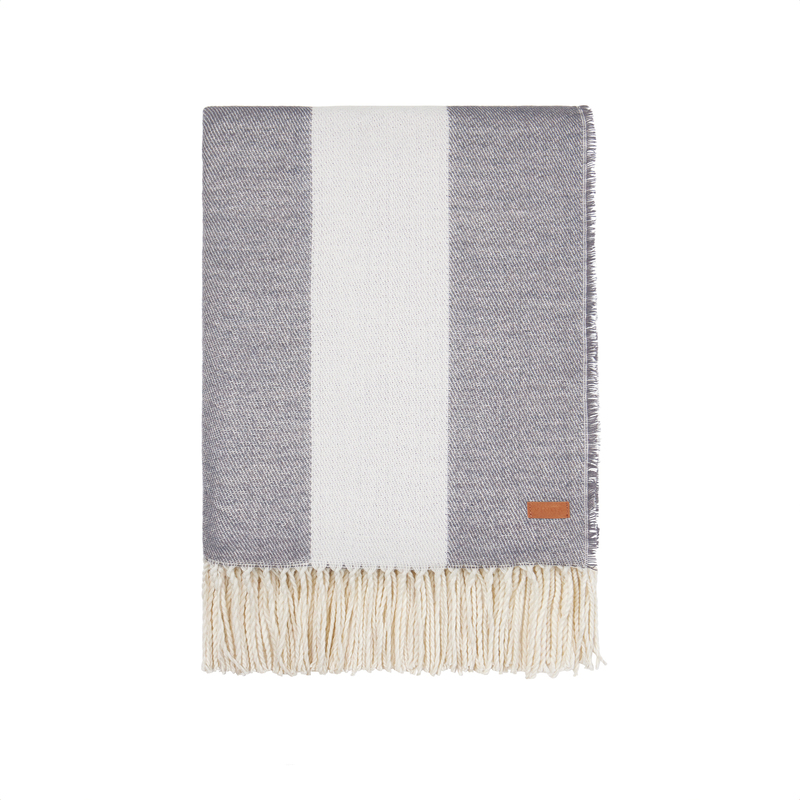 Плед VINGA Tella из Polylana® AWARE™, 230 г/м², 130х170 см с логотипом