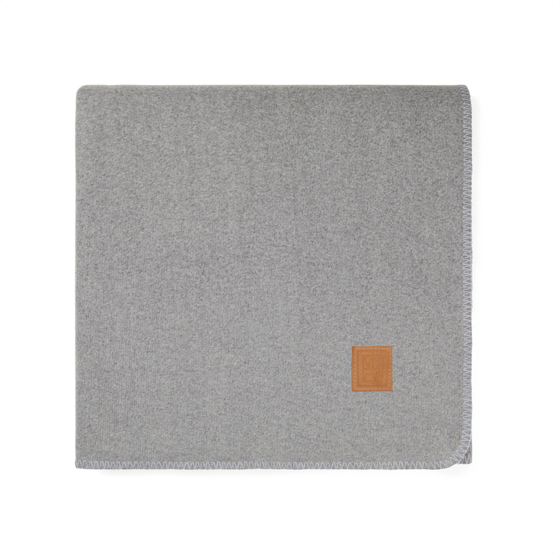 Плед VINGA Moulton из rPET GRS, 320 г/м², 130х170 см с логотипом