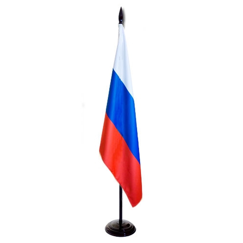 Флаг России на напольном флагштоке с логотипом
